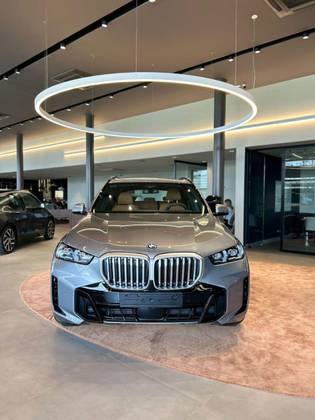 BMW X5 3.0 I6 TURBO HÍBRIDO XDRIVE50E M SPORT AUTOMÁTICO BMW X5 3.0 I6 TURBO HÍBRIDO XDRIVE50E M SPORT AUTOMÁTICO